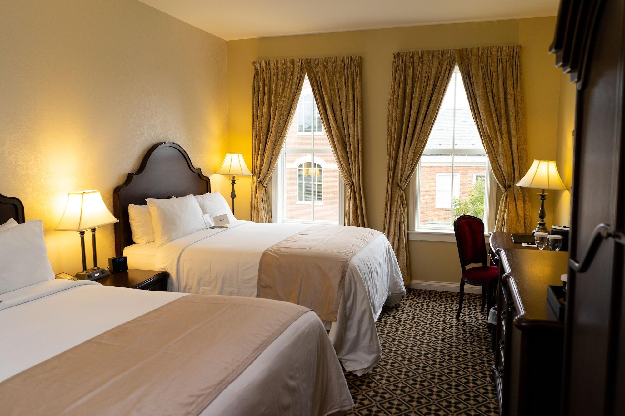 The Mount Vernon Grand Hotel ภายนอก รูปภาพ