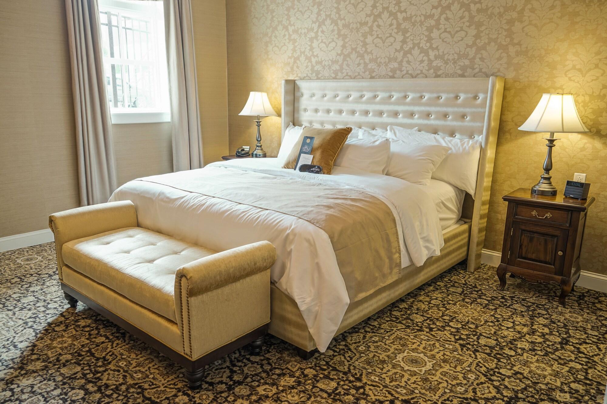 The Mount Vernon Grand Hotel ภายนอก รูปภาพ